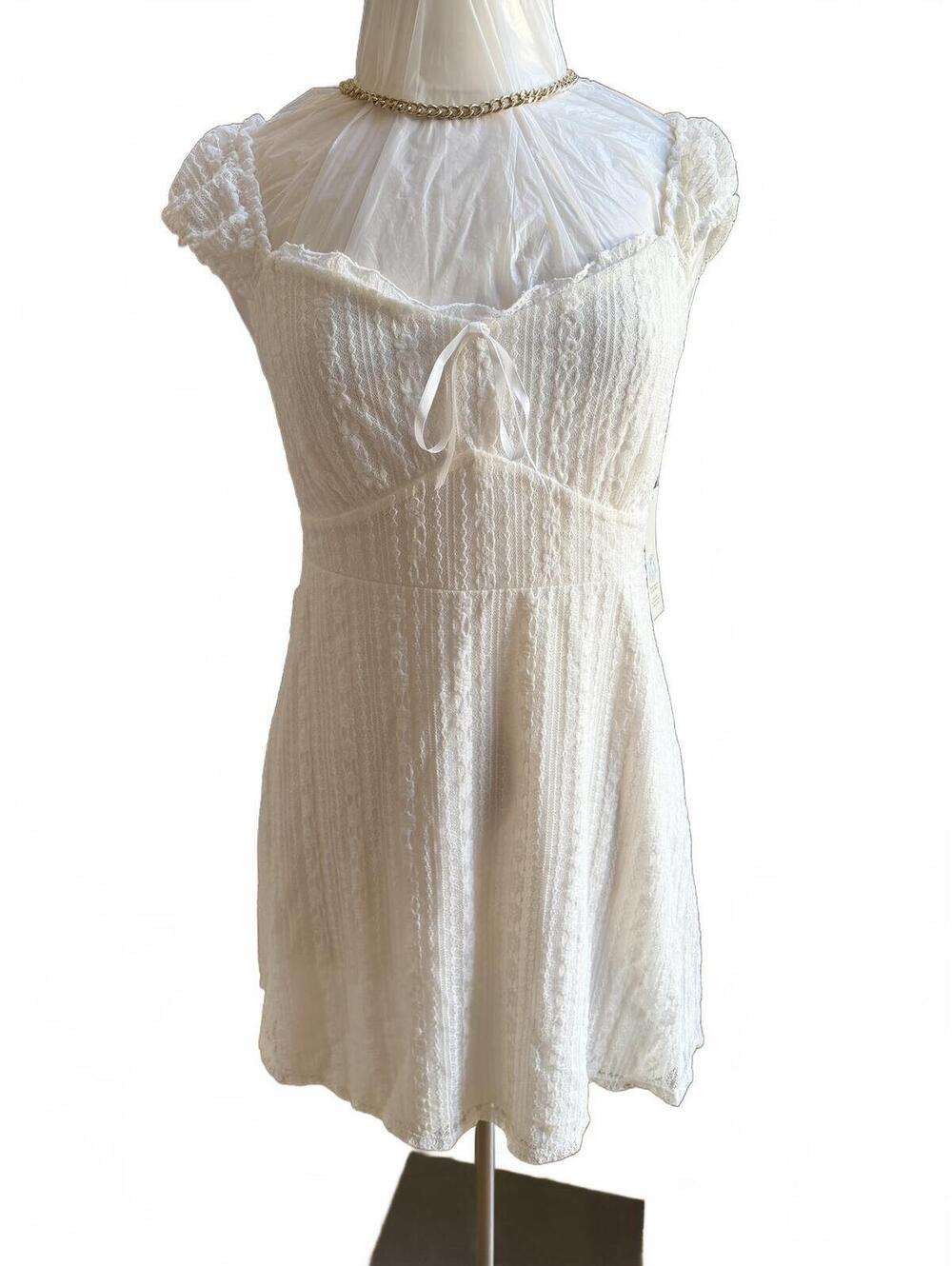 No Boundaries White Textured Cap Sleeve Summer Dress Large